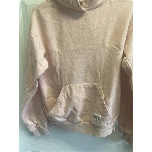 H&M Juniors Hoodie Size 16/18 Baby pink NYC soft Comfy Girly - Picture 3 of 6